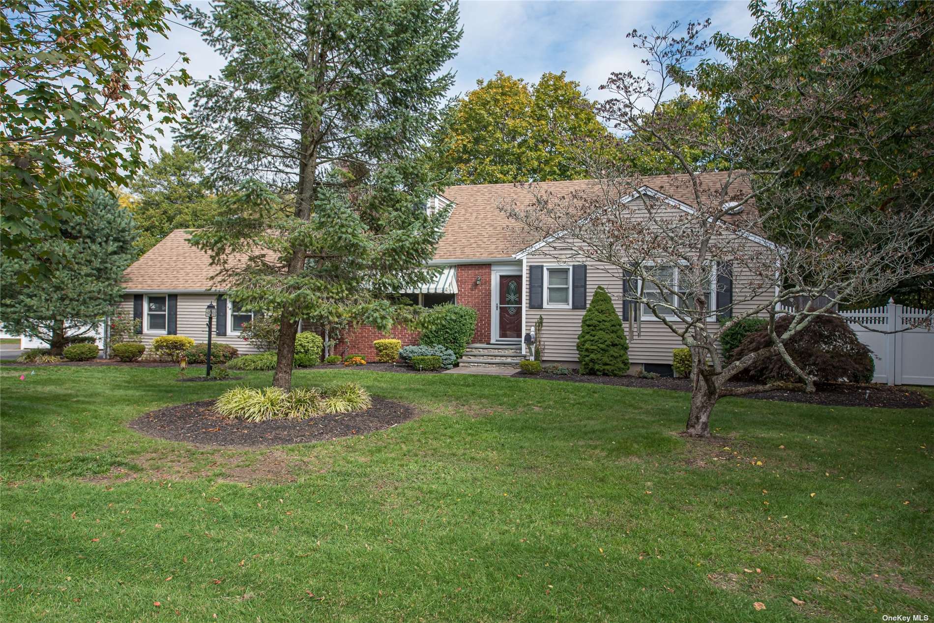 33 Namkee Road Blue Point, NY 11715 - Photo 1 of 1 Gallery Image 1