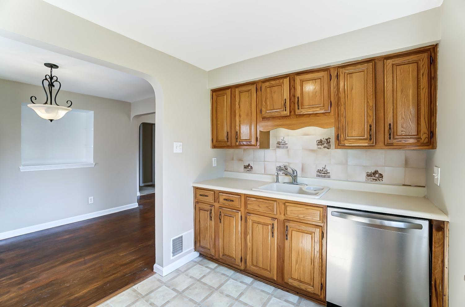 3468 Eyrich Road Cincinnati, OH 45248 - Photo 7 of 20 Gallery Image 7