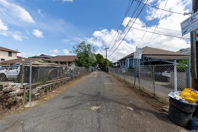 a house view with a outdoor space