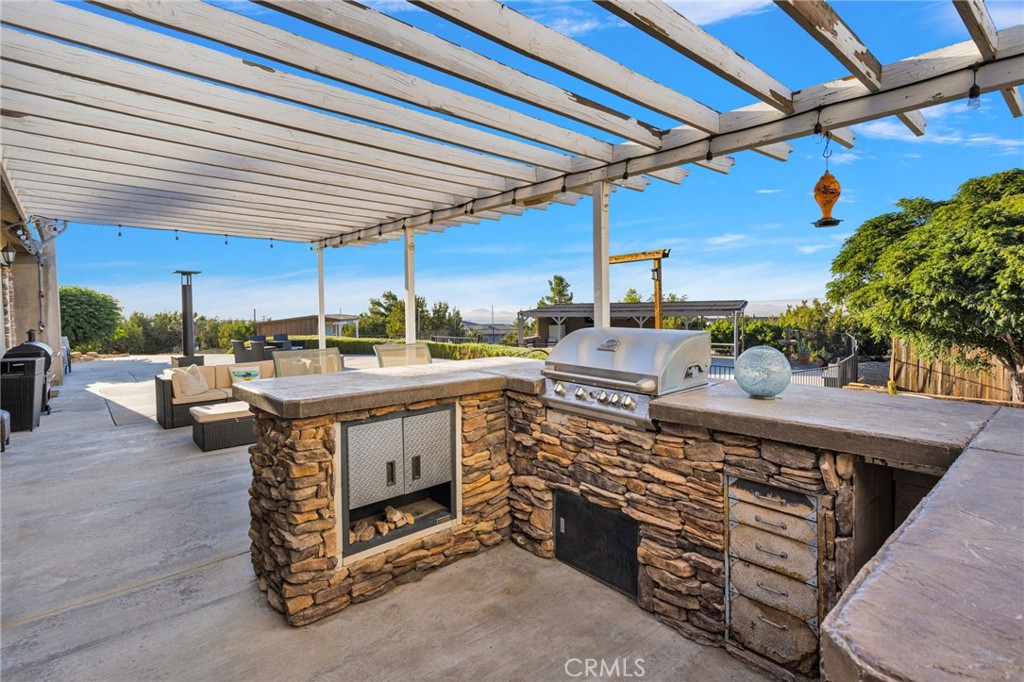 1030 Elsinore Road Pinon Hills, CA 92372 - Photo 57 of 75