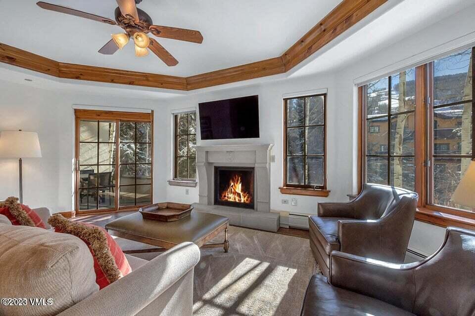 242 East Meadow Dr Unit 3049