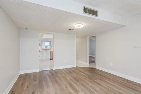 $245,000 | 8 Glencoe Place, Unit 104, Dunedin, FL 34698