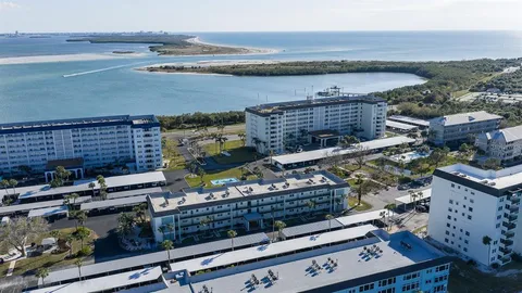 $245,000 | 8 Glencoe Place, Unit 104, Dunedin, FL 34698