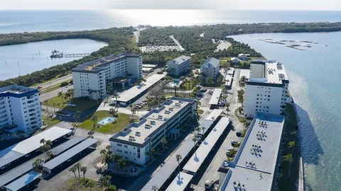 $245,000 | 8 Glencoe Place, Unit 104, Dunedin, FL 34698