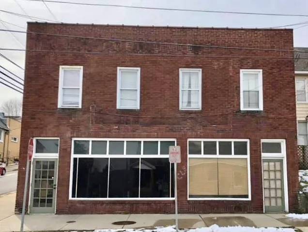 $75,000 | 800 Wallace Street, Vandergrift, PA 15690