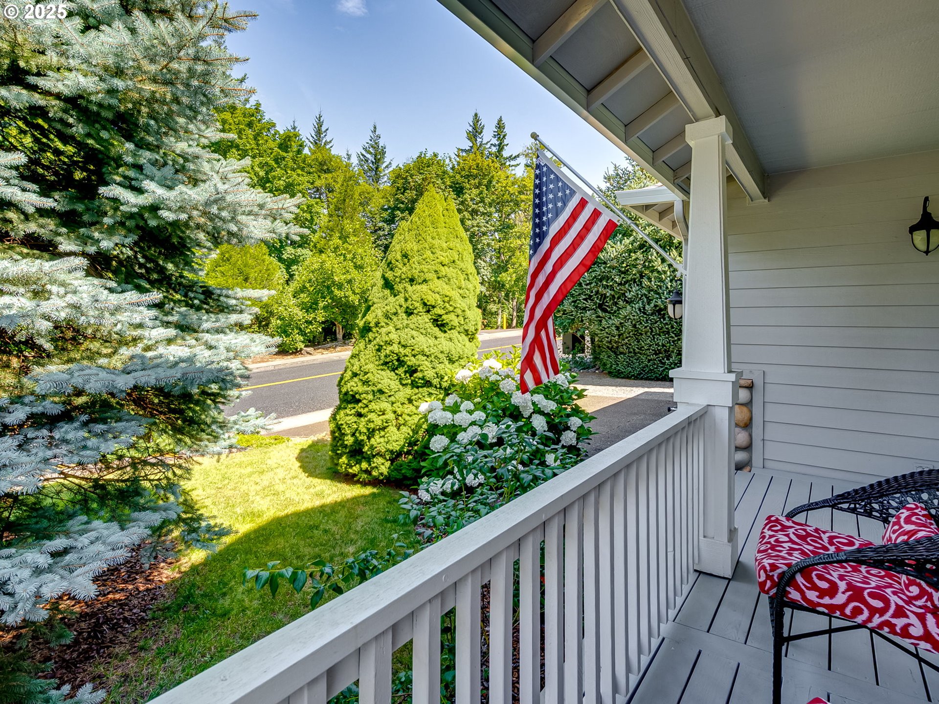 756 Sunset Ridge Drive Washougal, WA 98671 - Photo 3 of 47 a view of a backyard with plants
