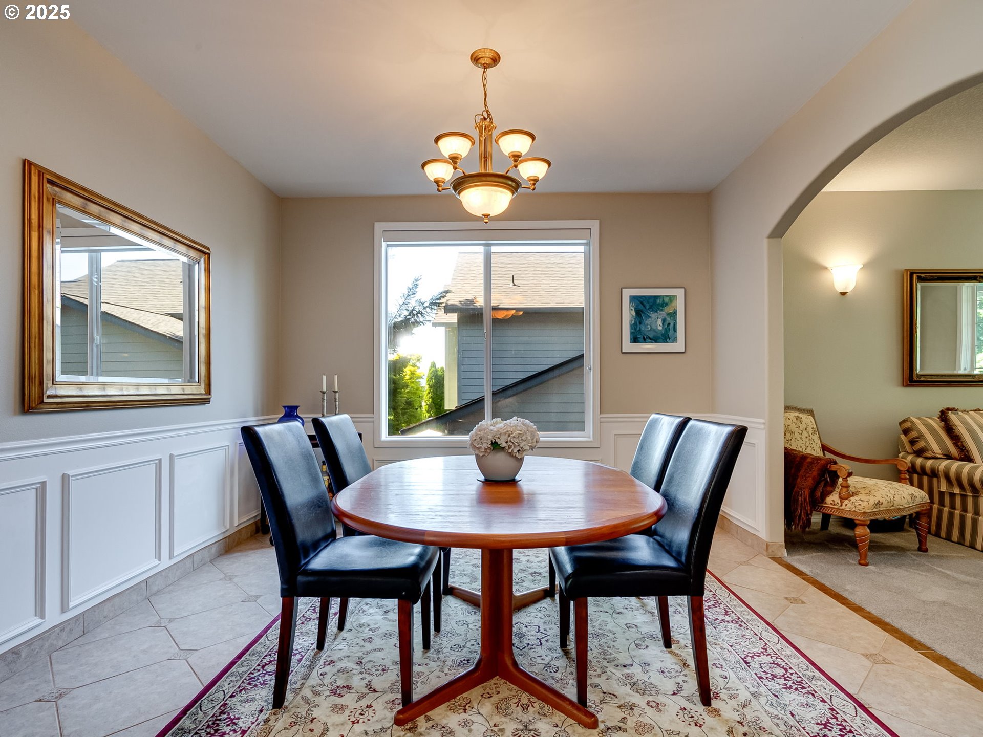 756 Sunset Ridge Drive Washougal, WA 98671 - Photo 7 of 47 a dining room with furniture and window