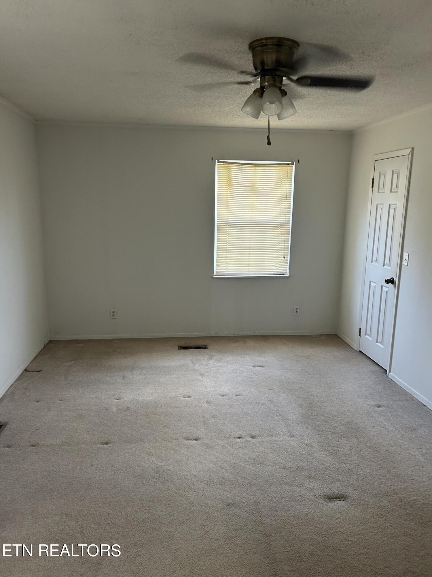 235 Oak Grove Road Madisonville, TN 37354 - Photo 8 of 12 IMG_1020