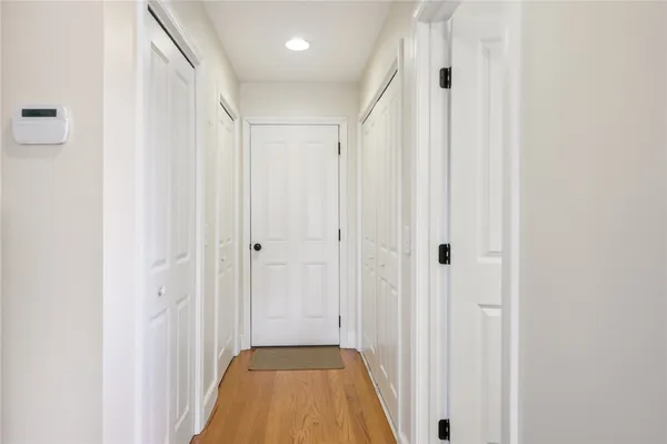 $1,199,000 | 302 Pond Street, South Kingstown, RI 02879