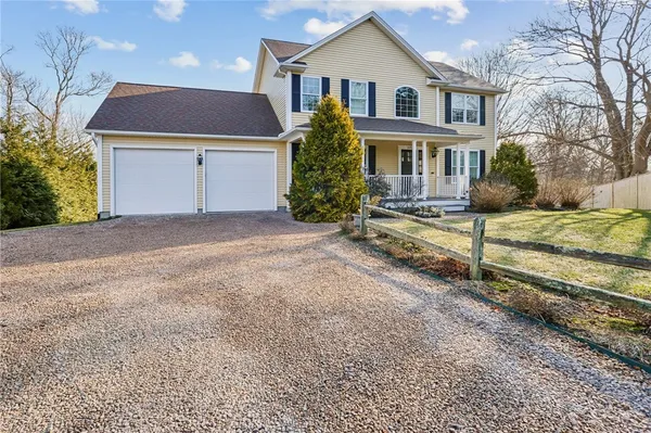 $1,199,000 | 302 Pond Street, South Kingstown, RI 02879