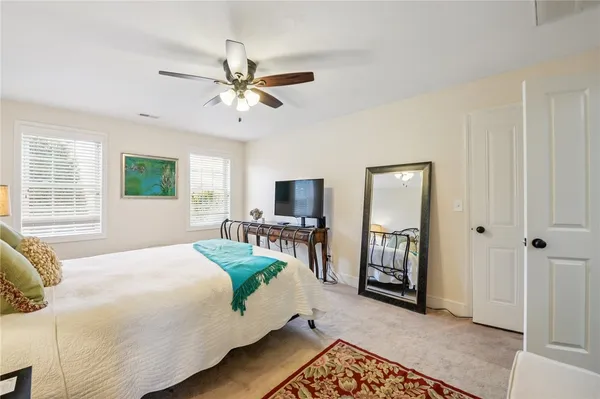$1,199,000 | 302 Pond Street, South Kingstown, RI 02879