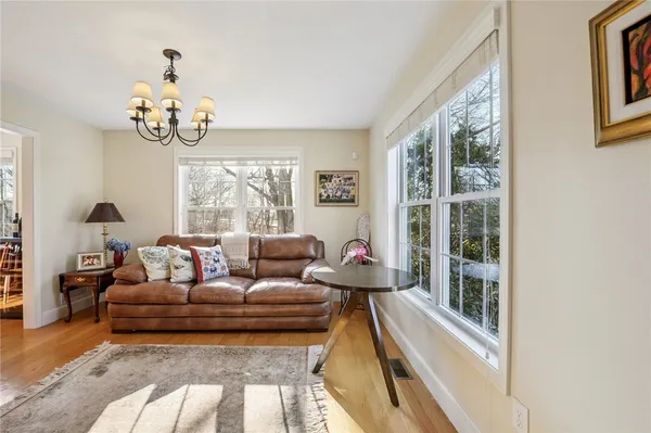 $1,199,000 | 302 Pond Street, South Kingstown, RI 02879