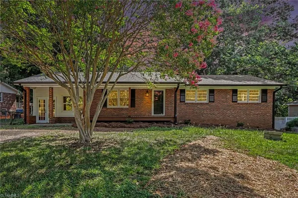 $289,900 | 911 Harrison Crossroad Loop, Reidsville, NC 27320