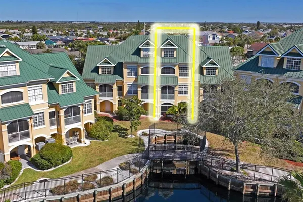 $459,000 | 6319 Sunset Bay Circle, Apollo Beach, FL 33572