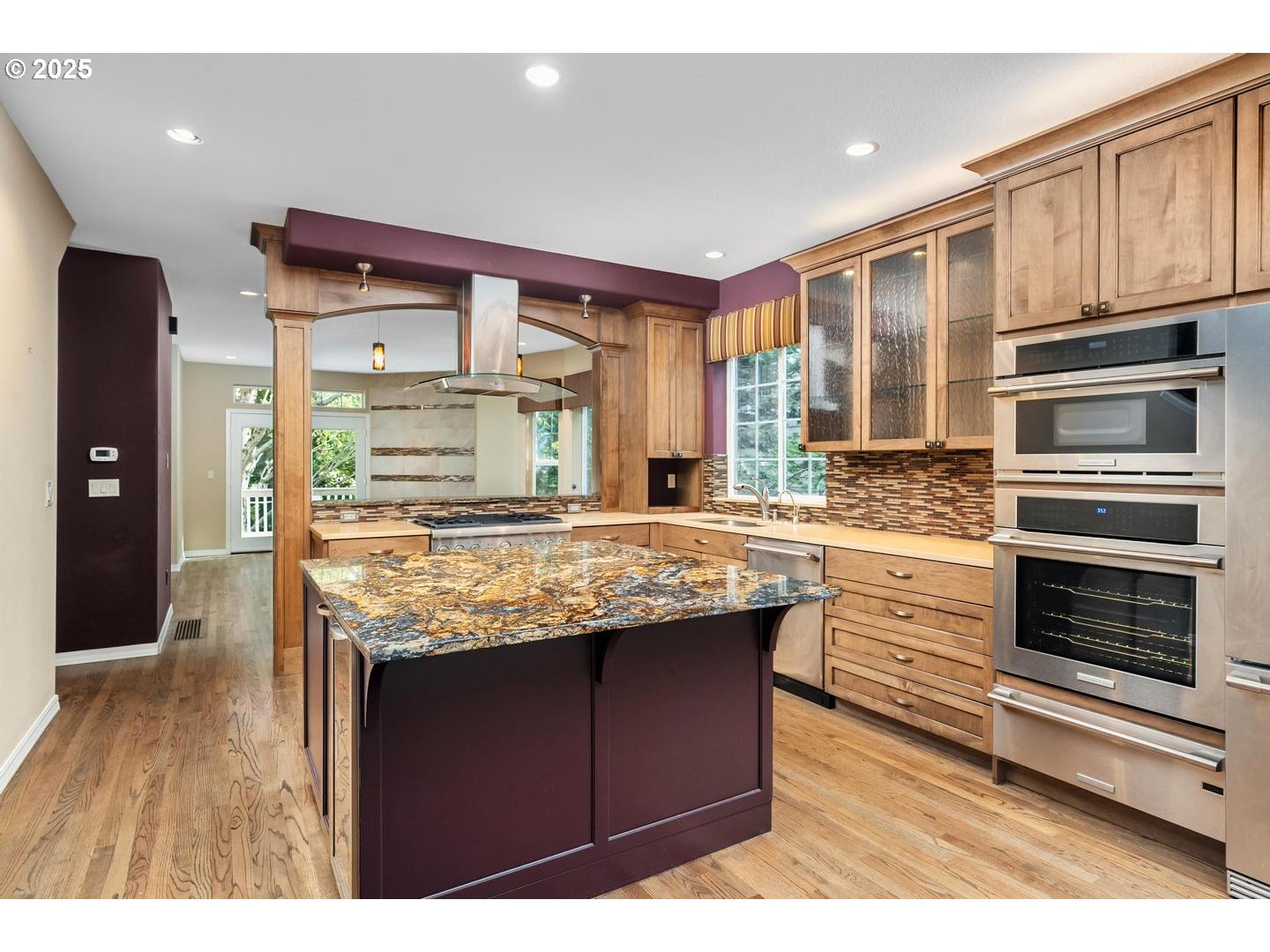 3531 South Kelly Avenue Portland, OR 97239 - Photo 13 of 40 Kitchen