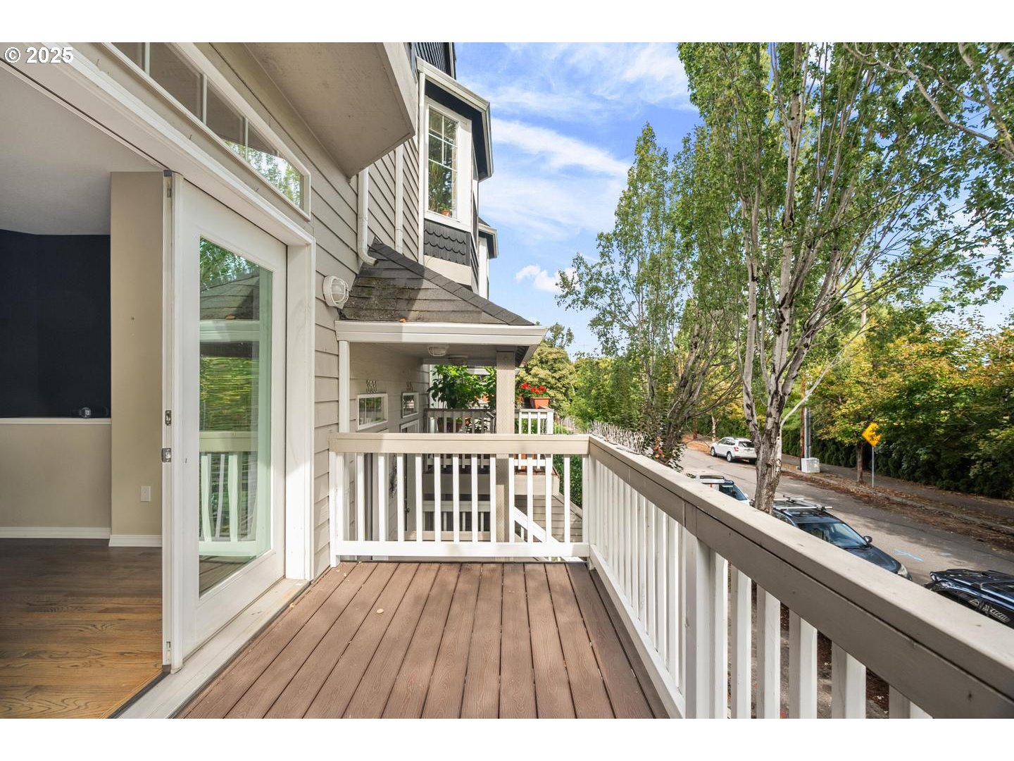3531 South Kelly Avenue Portland, OR 97239 - Photo 37 of 40 Balcony