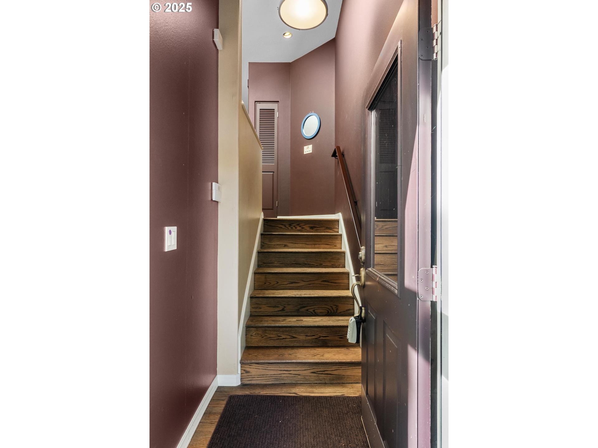 3531 South Kelly Avenue Portland, OR 97239 - Photo 4 of 40 Entrance/Foyer