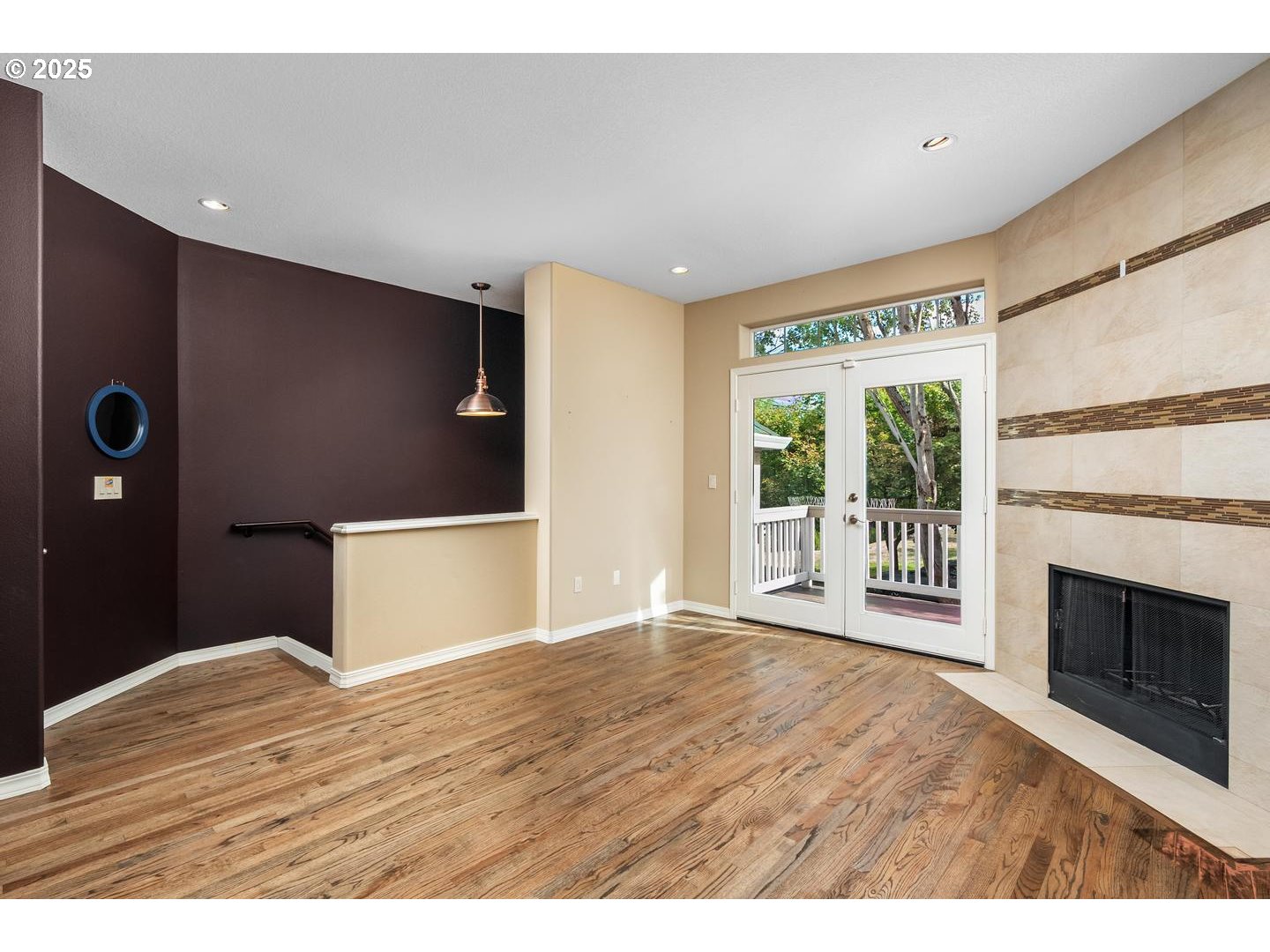 3531 South Kelly Avenue Portland, OR 97239 - Photo 5 of 40 Living Room