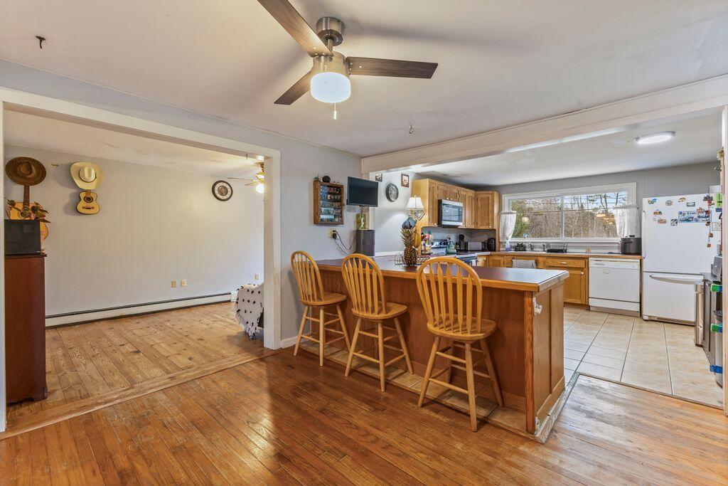 32 Grant Road Freeport, ME 04032 - Photo 14 of 53 13__V5A6162