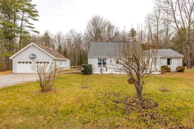 $699,000 | 32 Grant Road, Freeport, ME 04032