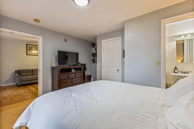 $699,000 | 32 Grant Road, Freeport, ME 04032