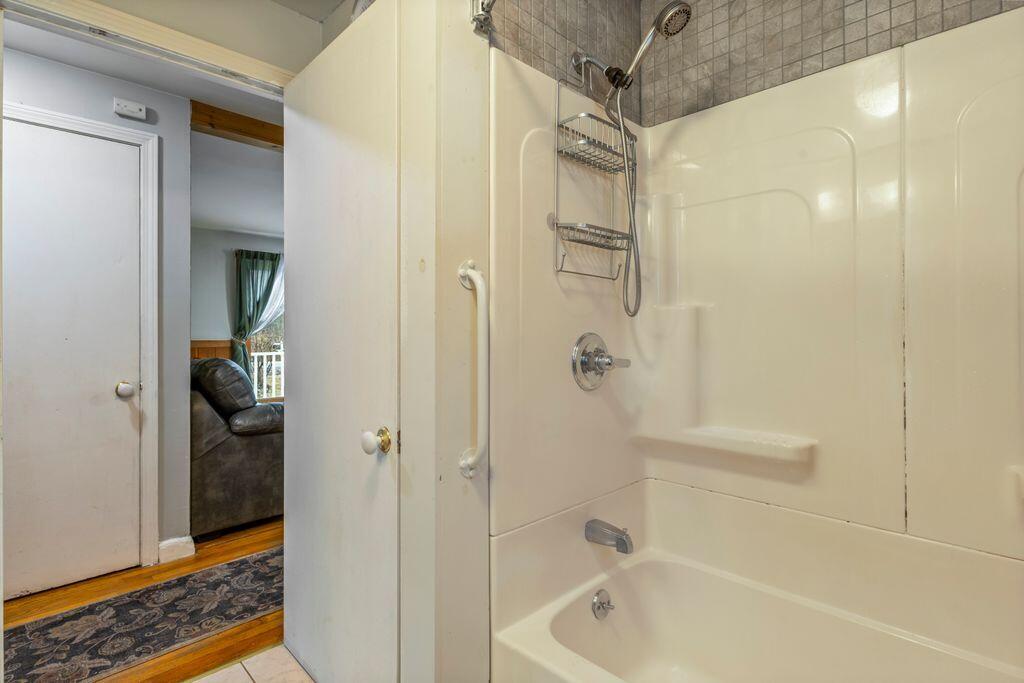 32 Grant Road Freeport, ME 04032 - Photo 23 of 53 28__V5A6195