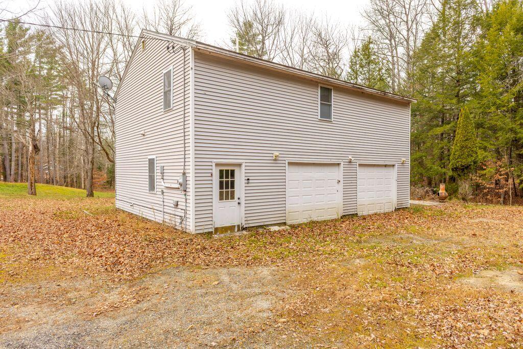 32 Grant Road Freeport, ME 04032 - Photo 3 of 53 75__V5A6330