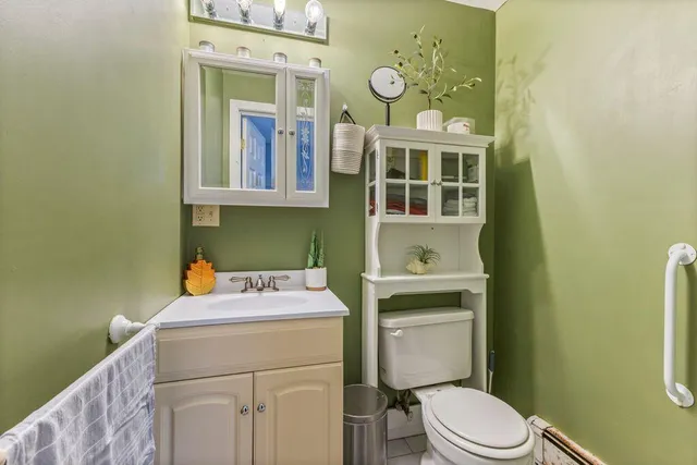 $699,000 | 32 Grant Road, Freeport, ME 04032