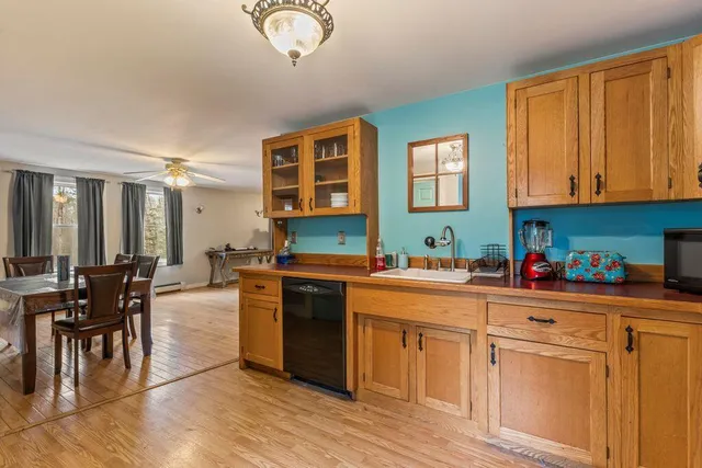 $699,000 | 32 Grant Road, Freeport, ME 04032