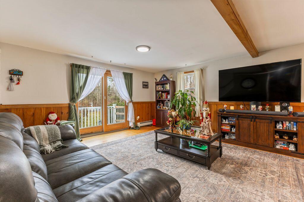 32 Grant Road Freeport, ME 04032 - Photo 4 of 53 23__V5A6201