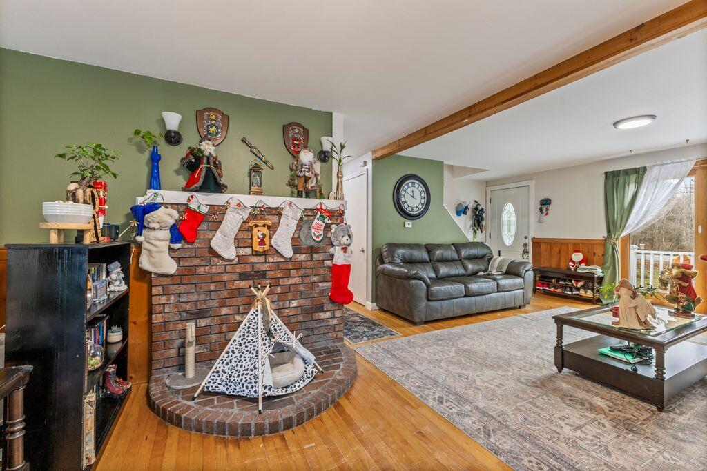 32 Grant Road Freeport, ME 04032 - Photo 7 of 53 26__V5A6210