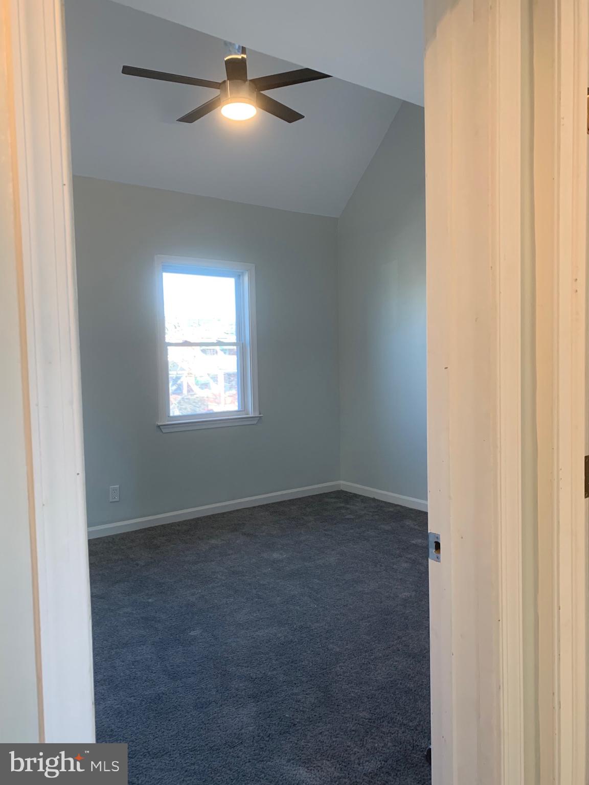 6911 Broening Road Baltimore, MD 21222 - Photo 7 of 15