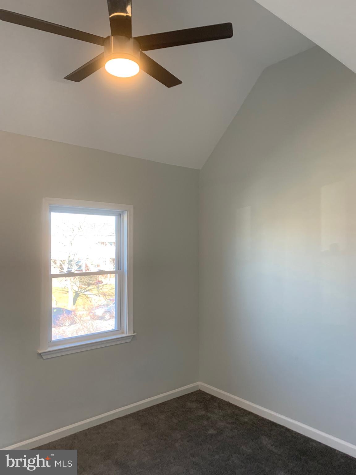 6911 Broening Road Baltimore, MD 21222 - Photo 8 of 15