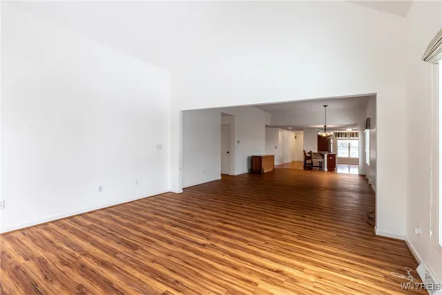 $475,000 | 14 Wetherby Way, Lancaster, NY 14086