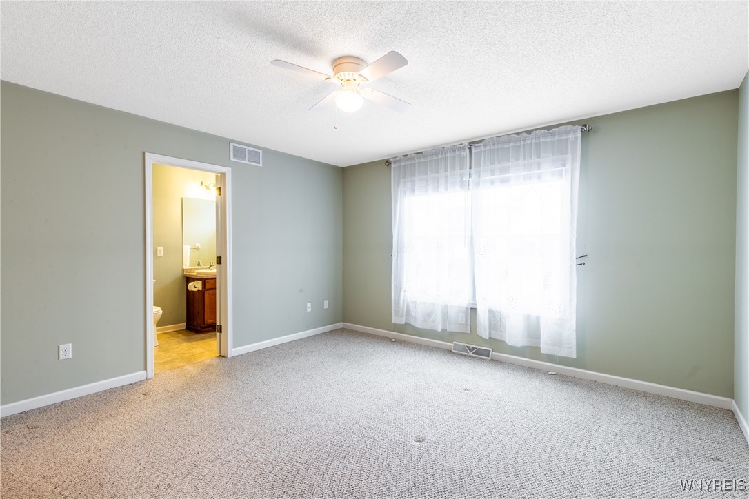 14 Wetherby Way Lancaster, NY 14086 - Photo 26 of 44