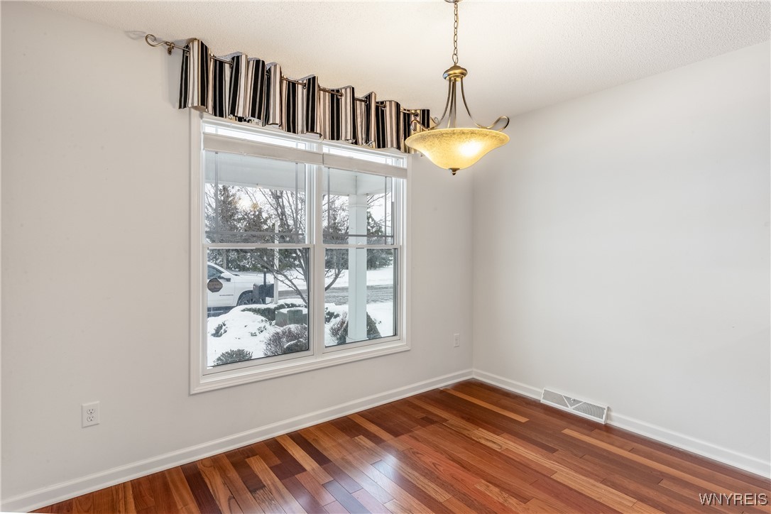 14 Wetherby Way Lancaster, NY 14086 - Photo 4 of 44