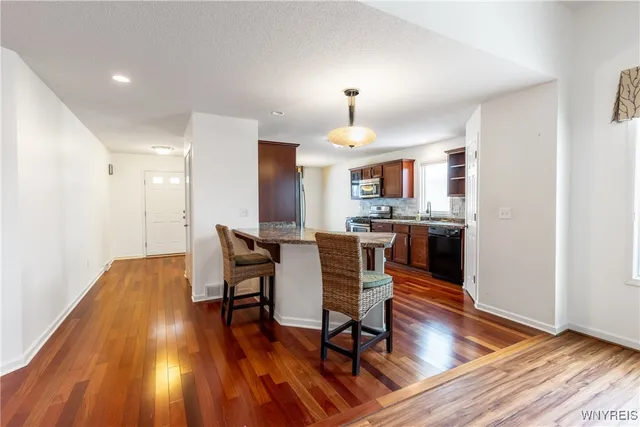 $475,000 | 14 Wetherby Way, Lancaster, NY 14086