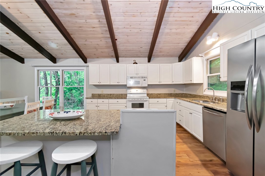 216 Lake ( 2 Lots) Road Beech Mountain, NC 28604 - Photo 8 of 40