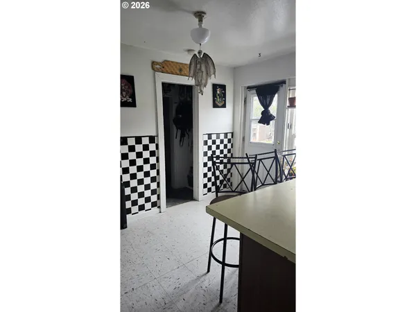 $279,900 | 2201 North Fir Street, La Grande, OR 97850