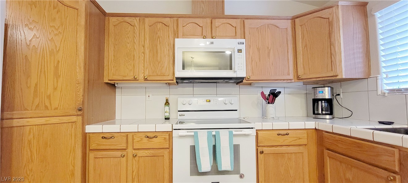 5800 Doubletree Road Pahrump, NV 89061 - Photo 24 of 31