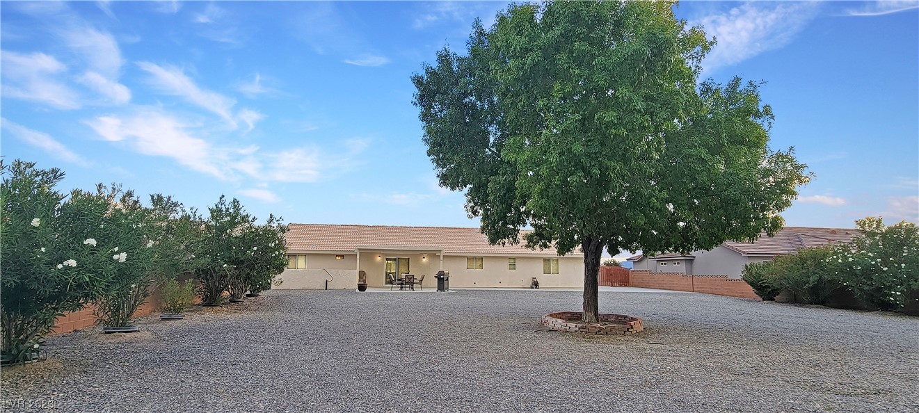 5800 Doubletree Road Pahrump, NV 89061 - Photo 8 of 31