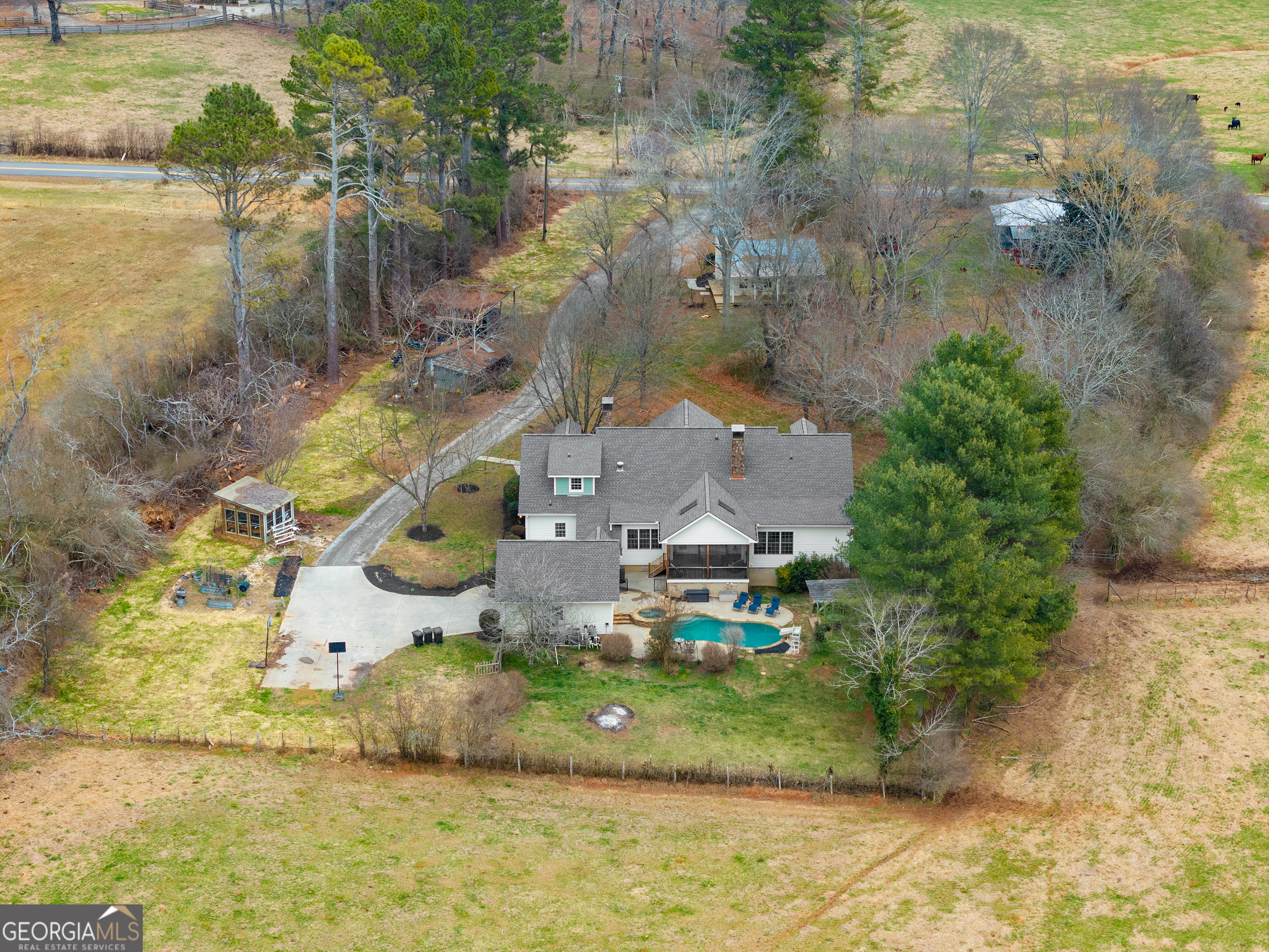 1295 Wall Bridge Loop Clarkesville, GA 30523 - Photo 76 of 76 an aerial view of residential houses with outdoor space