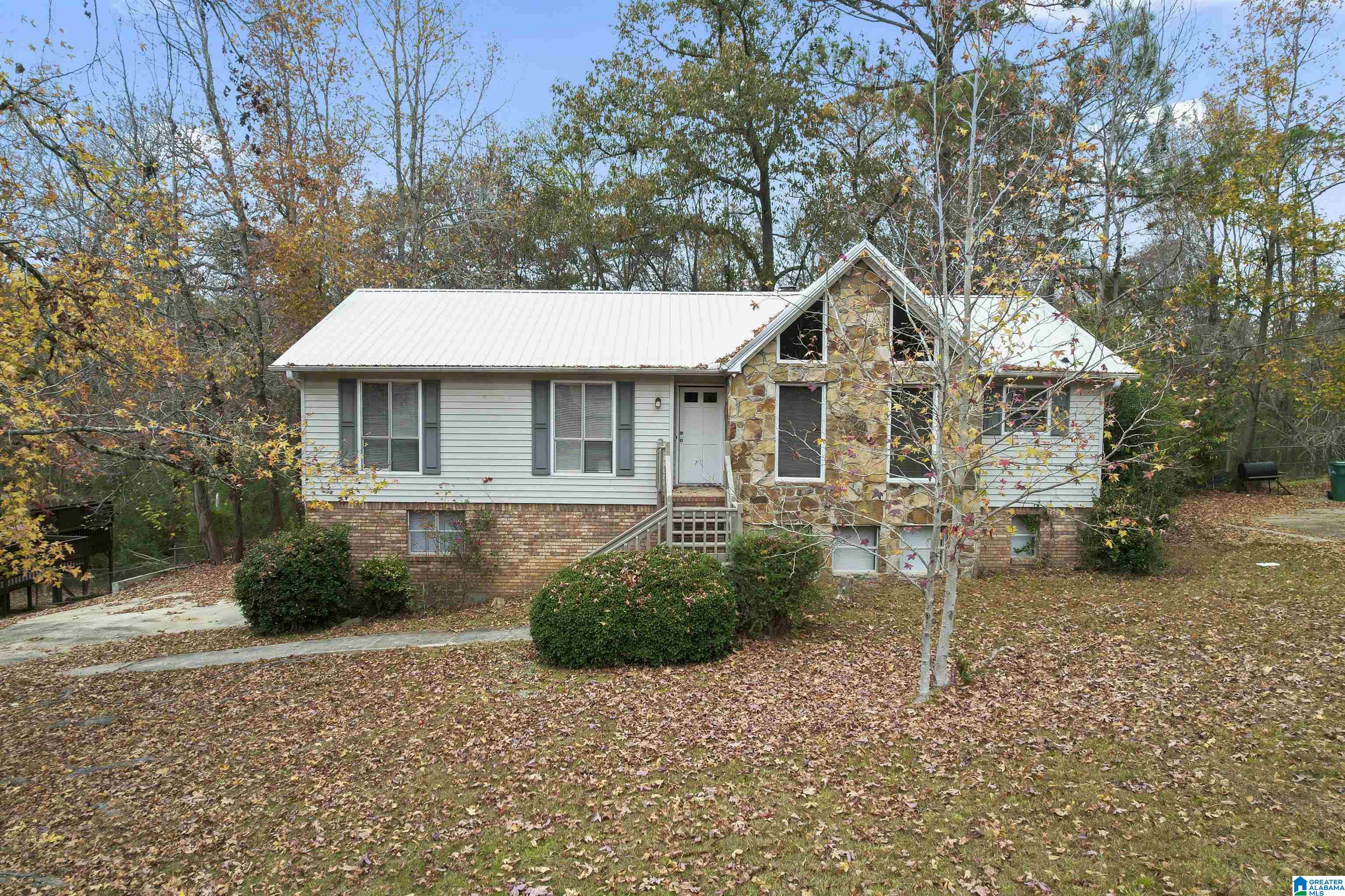 454 13th Place Pleasant Grove, AL 35127 - Photo 1 of 35