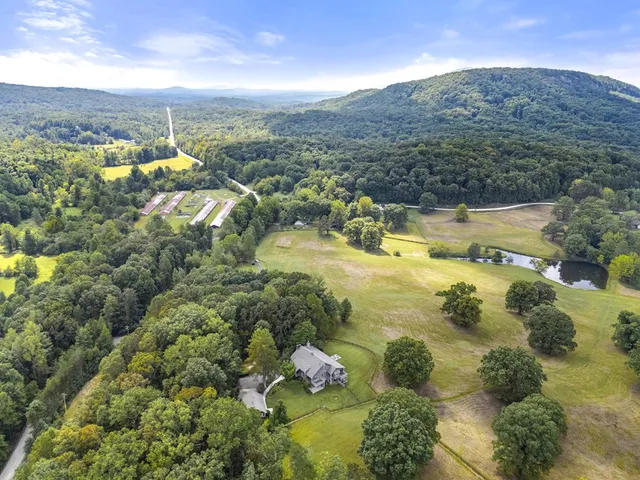 $1,390,000 | 2653 Ben T Huiet Highway, Sautee Nacoochee, GA 30571