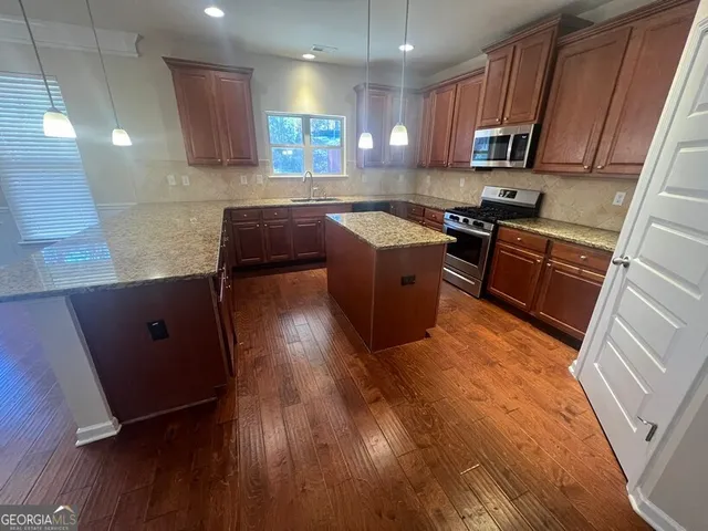 $2,500 | 130 Silver Peak Drive, Covington, GA 30016