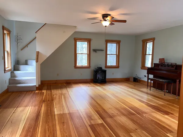 $549,000 | 15 Eagle Lane, Damariscotta, ME 04543
