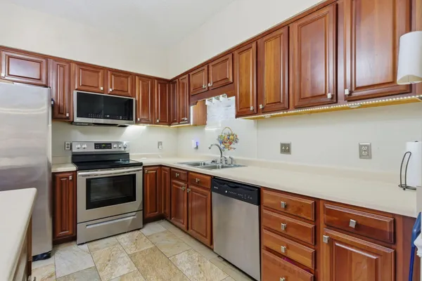 $279,000 | 1818 Memorial Drive, Unit 18, Clarksville, TN 37043
