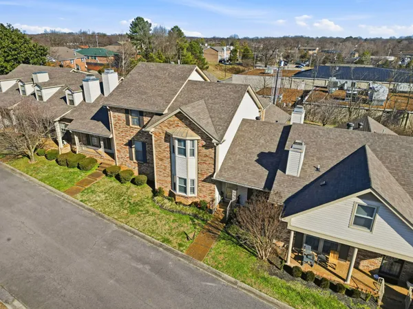 $279,000 | 1818 Memorial Drive, Unit 18, Clarksville, TN 37043