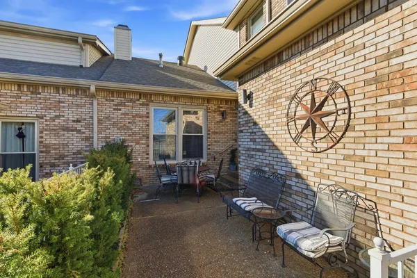 $279,000 | 1818 Memorial Drive, Unit 18, Clarksville, TN 37043