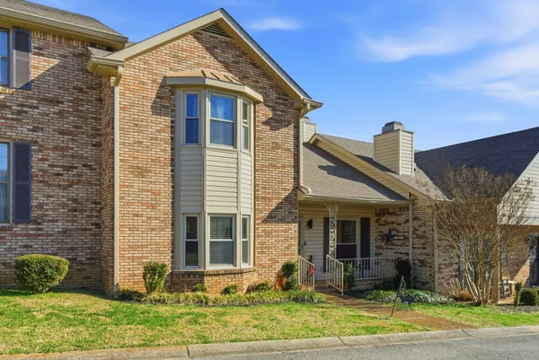 $279,000 | 1818 Memorial Drive, Unit 18, Clarksville, TN 37043